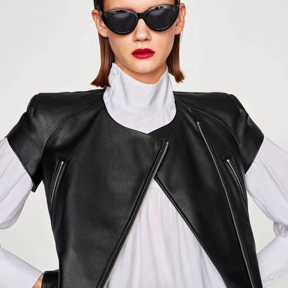 NWT RARE Minimalist Luxury Zara Short Sleeve Pebbled Faux Leather Moto Jacket - Picture 4 of 17